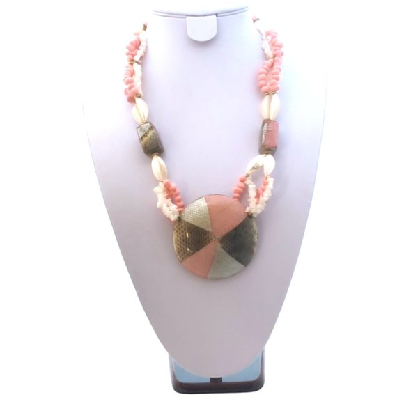 DISCO LEMONADE Vintage Edition, Festival Pink Mother of Pearl Statement Necklace - Picture 4 of 4